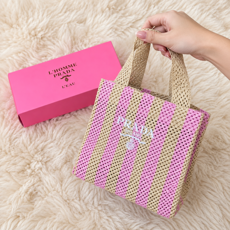 Prada da Large Raffia Logo Tote กระเป๋าถัก
